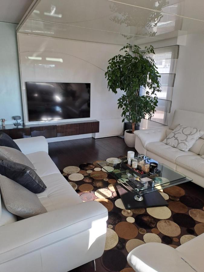Parisian Sparkle Retreat Neuilly-sur-Seine Exterior foto